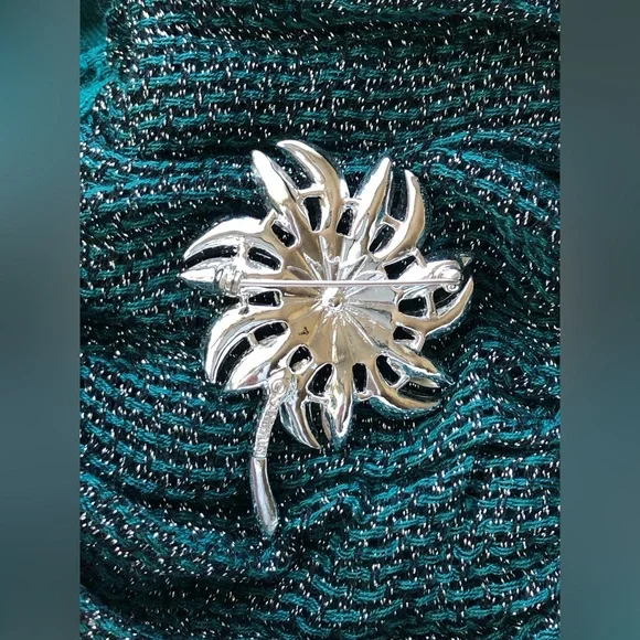 🎉❤️Vintage Sarah Coventry Silver Tone Flower Brooch - Picture 5 of 8